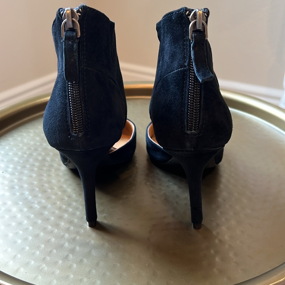 Tesori Edie Black Suede Heels - Picture 5 of 14